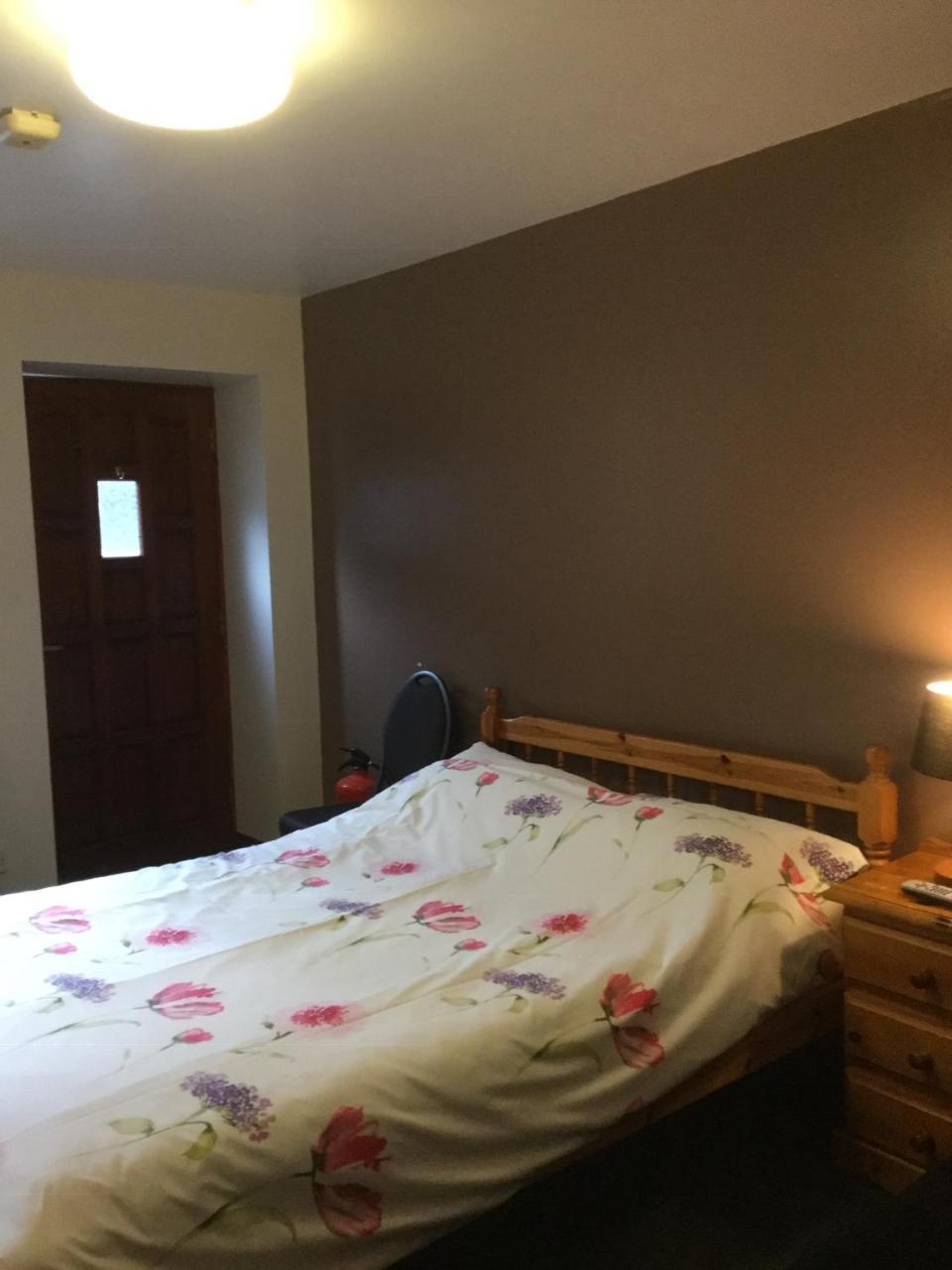 דאפטאון Fife Arms Guest House מראה חיצוני תמונה
